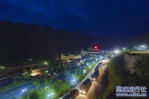 恩施旅行社告诉你恩施大峡谷停车场究竟有多大