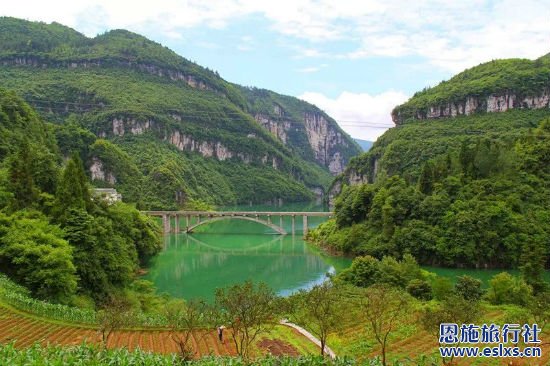 湖北恩施旅游